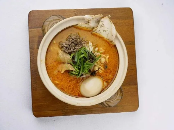 Warm ambiance for a ramen dinner.